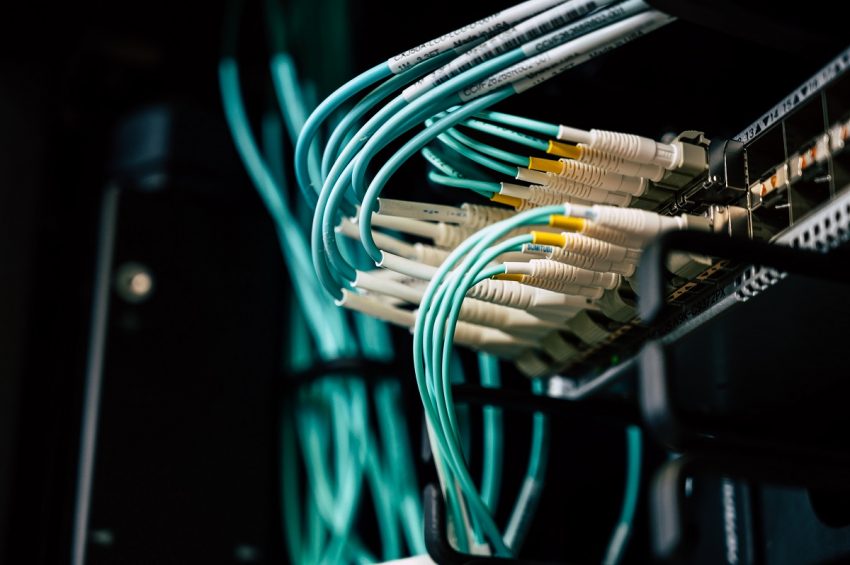Dedicated Server Hosting Nedir