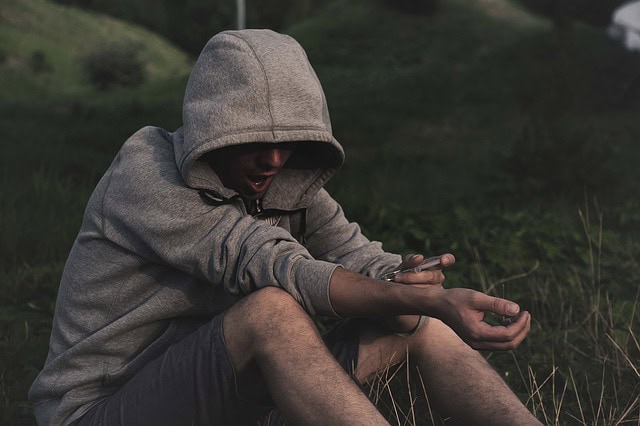 addict 2713620 640 Uyuşturucu