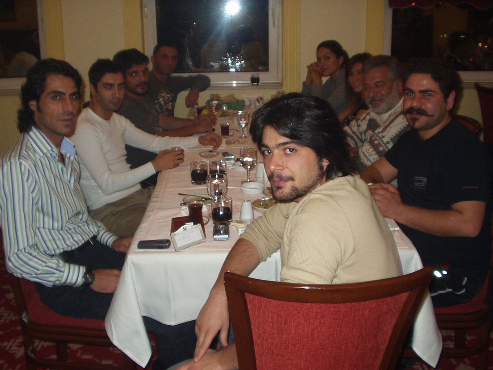 19.10.2005 Kutrlar Vadisi Irak ekibi yemekte 001 Kurtlar Vadisi Irak Kamera Arkası Fotoğrafları 1