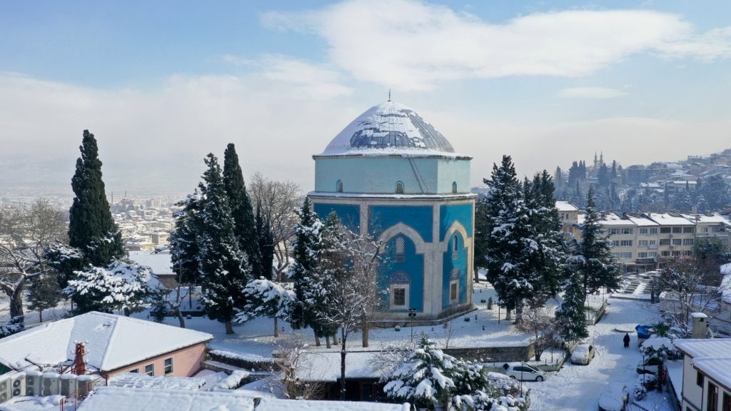Bursa Yeşil türbe dış Mekan