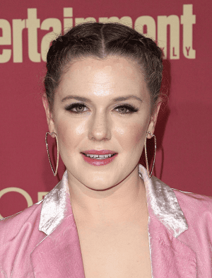 Harriet Dyer Harriet Dyer
